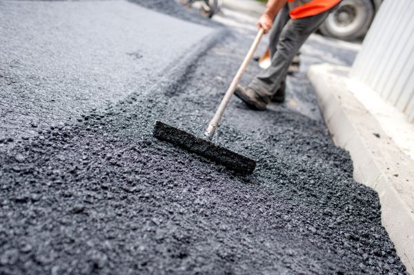 Chip And Seal Paving in Tehachapi