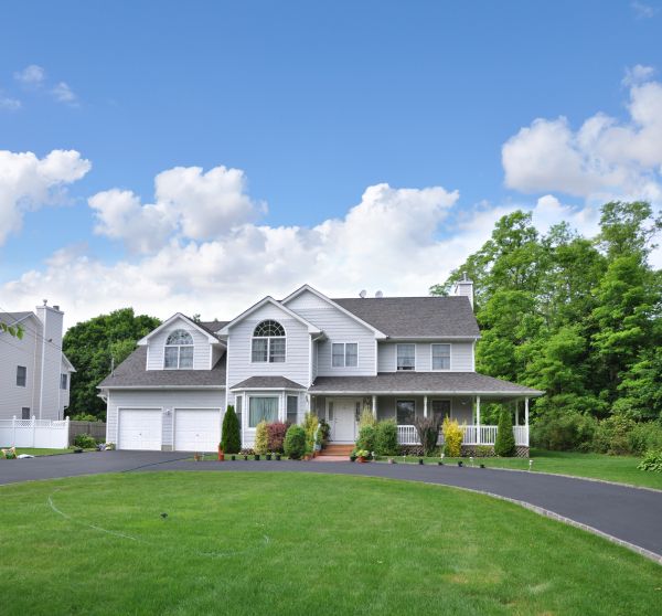 Cost of Driveway Blacktop Installation in Tehachapi