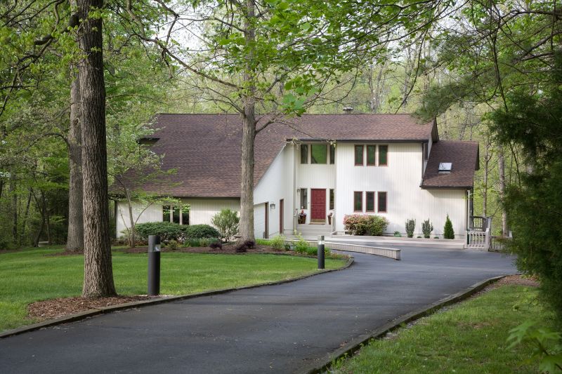 Driveway with Curves